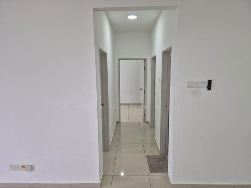 Apartment for Rent at Perdana Park @ Rawang - Ahmad Sabri - Corridor - PropertyGuru.com.my