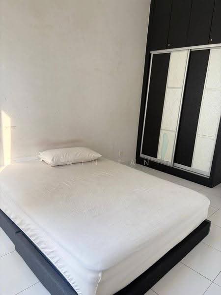 Service Residence for Rent at THE SENAI GARDEN (PANGSAPURI IMPIAN SENAI) - Win Tan - Bedroom - PropertyGuru.com.my