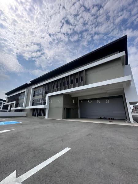 Kilang Berkembar untuk Disewa di Bandar Serenia (Dengkil) - Veron Leong - Exterior - PropertyGuru.com.my