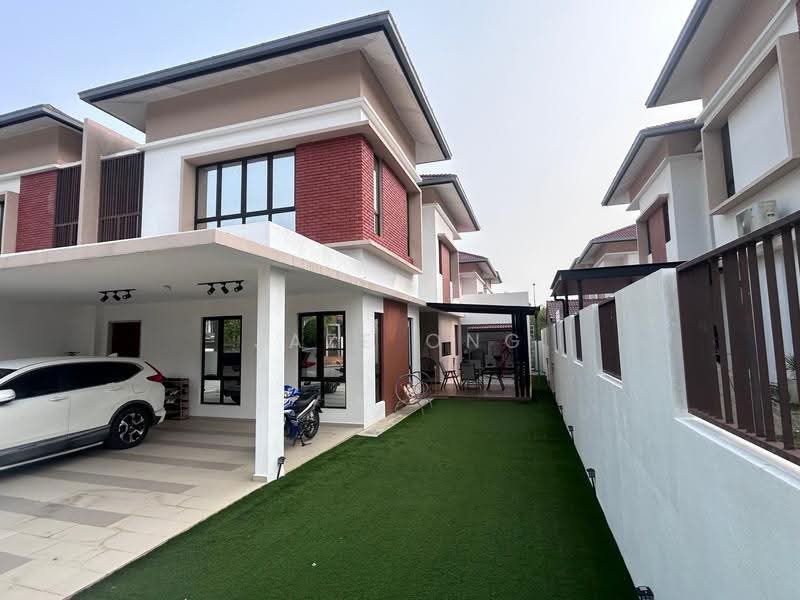 Semi-Detached House for Sale in Kajang (Selangor) - Jaze Ong - Exterior - PropertyGuru.com.my