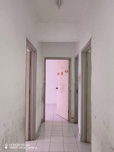 Apartment for Sale at Serdang Skyvillas (Serdang Perdana) - Thomas Ching - Corridor - PropertyGuru.com.my