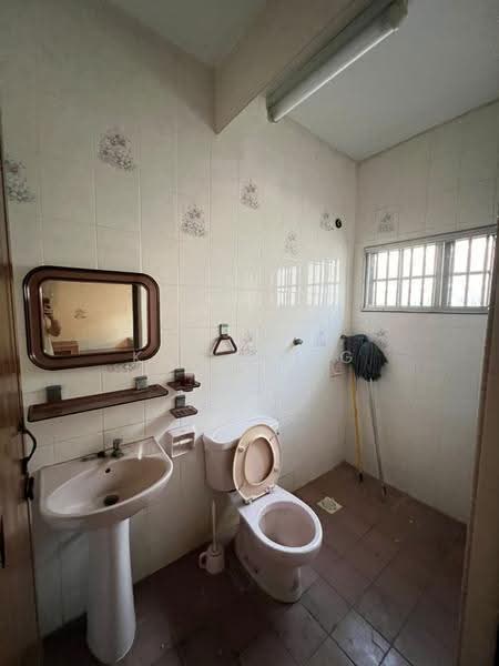 2-storey Terraced House for Sale in Jinjang (Kuala Lumpur) - Kim Meng Lew - Bathroom - PropertyGuru.com.my