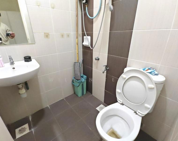 2-storey Terraced House for Sale in Taman Ehsan Jaya (Ulu Tiram) - Wilson Teh - Bathroom - PropertyGuru.com.my