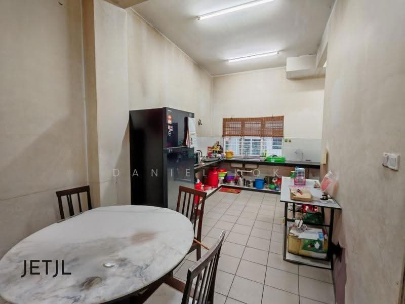 2-storey Terraced House for Sale in Taman Saga (Klang) - Daniel Kok - Kitchen - PropertyGuru.com.my
