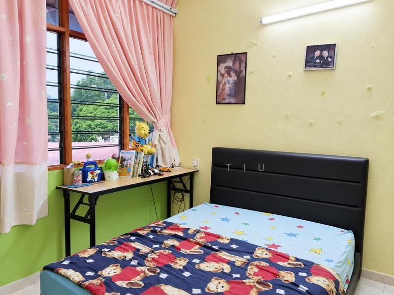 Commercial Semi-D for Sale in Bayan Baru (Penang) - Enoch Tiu - Bedroom - PropertyGuru.com.my