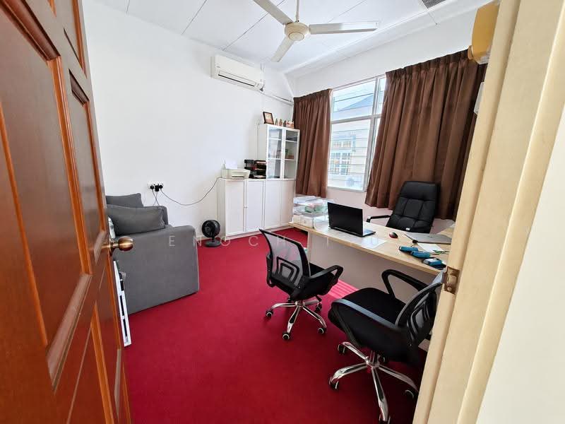 Commercial Semi-D for Sale in Bayan Baru (Penang) - Enoch Tiu - Study - PropertyGuru.com.my
