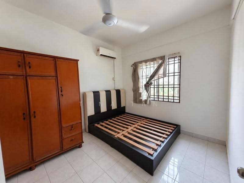 Apartment for Sale at Bayu Puteri 2 - Tina Tan - Bedroom - PropertyGuru.com.my