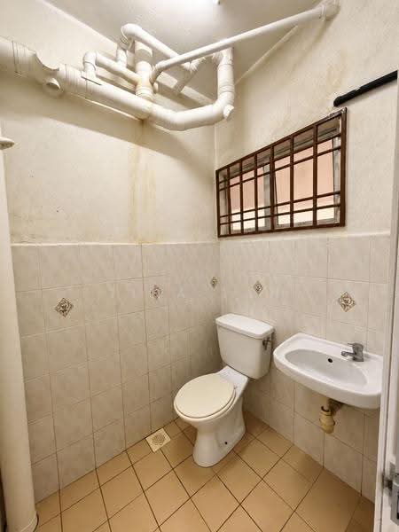 Apartment for Sale at Bayu Puteri 2 - Tina Tan - Bathroom - PropertyGuru.com.my