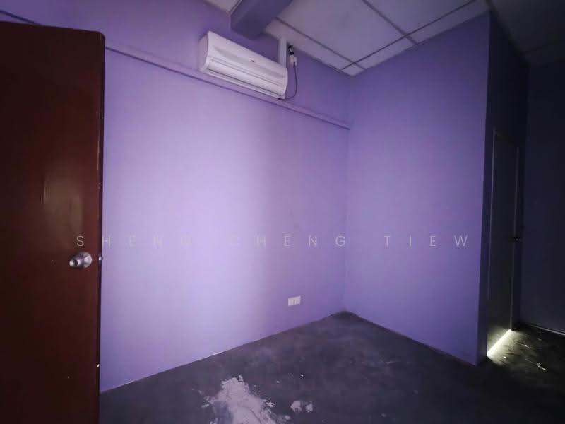 Kedai / Pejabat untuk Disewa di Tampoi (Johor) - Sheng Cheng Tiew - Interior - PropertyGuru.com.my