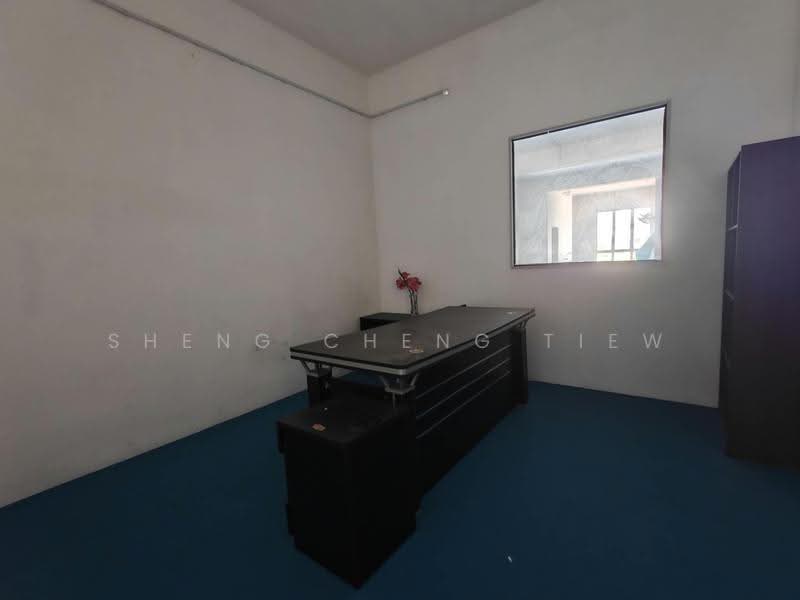 Kedai / Pejabat untuk Disewa di Tampoi (Johor) - Sheng Cheng Tiew - PropertyGuru.com.my