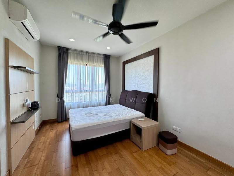 Condominium for Sale at Savanna Condominium - DARREN WONG - Bedroom - PropertyGuru.com.my