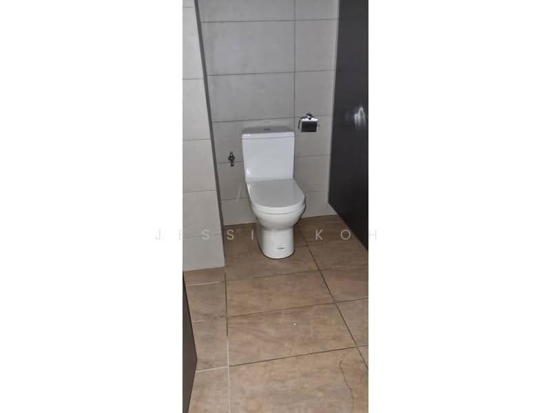 Shop / Office for Rent in Jenjarom (Selangor) - Jessie Koh - Bathroom - PropertyGuru.com.my