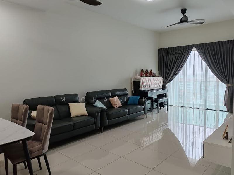 Service Residence for Sale at Ong Kim Wee Residence - Michael Lee - Living Room - PropertyGuru.com.my