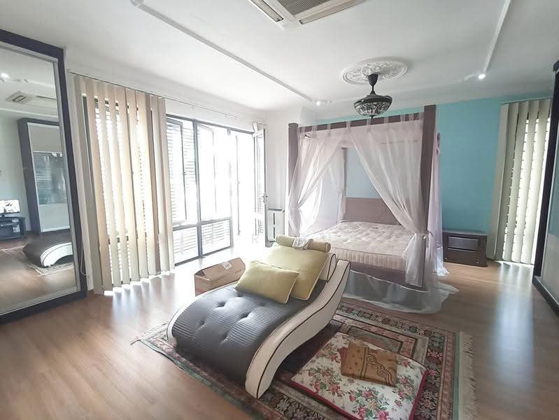 Semi-Detached House for Sale in Shah Alam (Selangor) - Zimir Shah - Bedroom - PropertyGuru.com.my