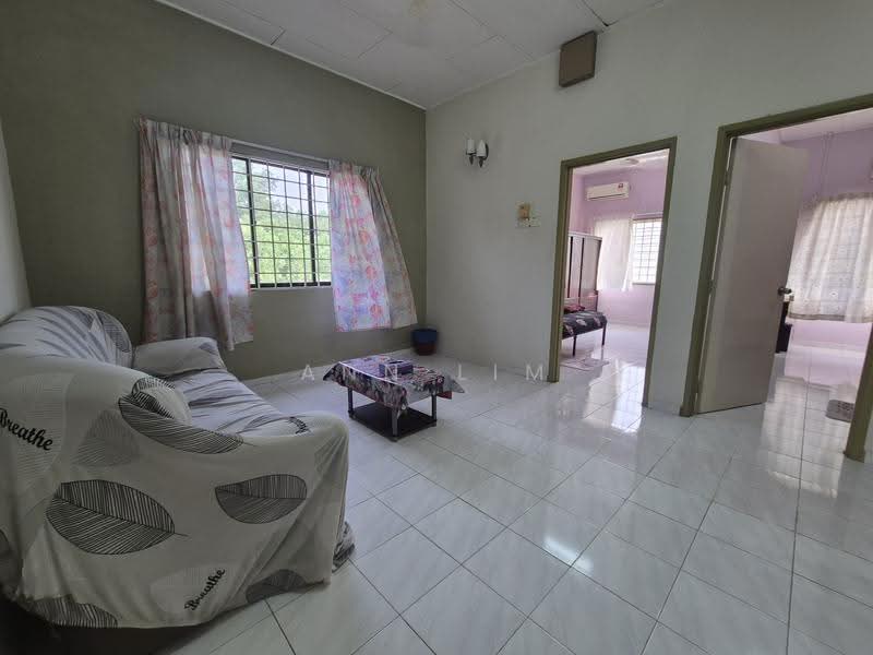 2-storey Terraced House for Rent in Taman Saujana Indah (Bukit Katil) - Ann Lim - Living Room - PropertyGuru.com.my