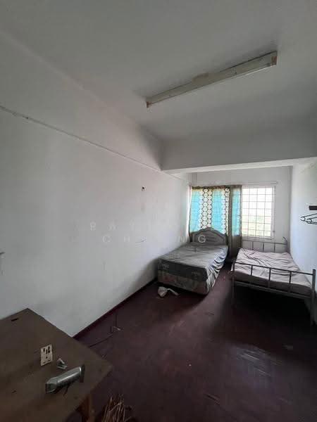 Apartment for Rent at Pangsapuri Seri Gembira - Raymond Chiang - Bedroom - PropertyGuru.com.my