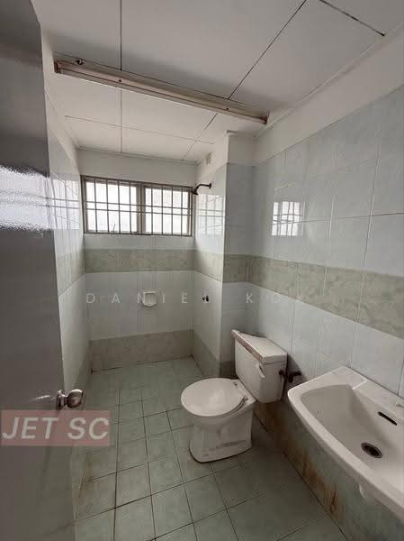 2-storey Terraced House for Sale in Bandar Botanic (Klang) - Daniel Kok - Bathroom - PropertyGuru.com.my