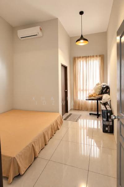 Semi-Detached House for Sale in Taman Nusa Intan (Senawang) - Khairul Idzwan - Bedroom - PropertyGuru.com.my