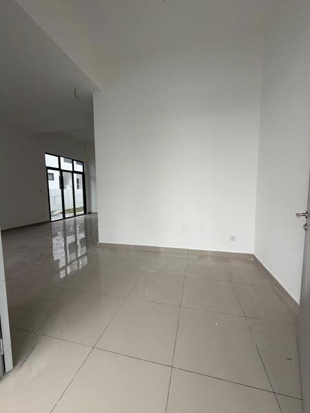Cluster House for Rent in Taman Pulai Bestari (Skudai) - Tze Lee - Living Room - PropertyGuru.com.my