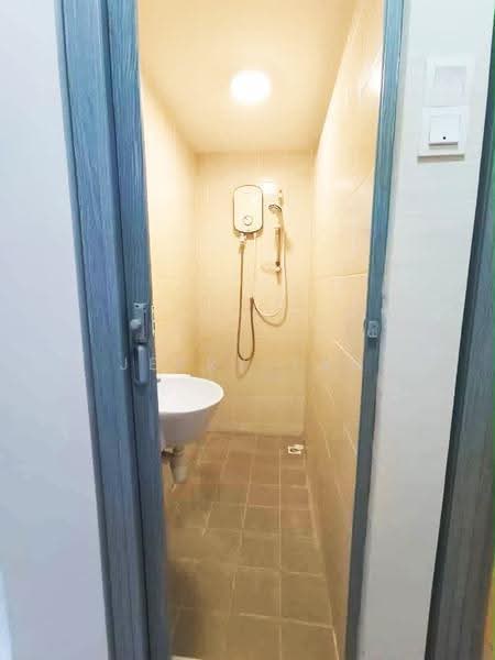 Apartment for Rent at Taman Bukit Erskine - Jerry Tan - Bathroom - PropertyGuru.com.my