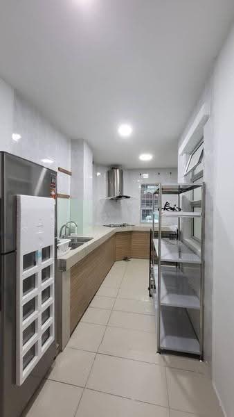 Rumah Teres 2-Tingkat untuk Dijual di Taman Tasik Prima (Puchong) - Leng Eng Teh - Kitchen - PropertyGuru.com.my