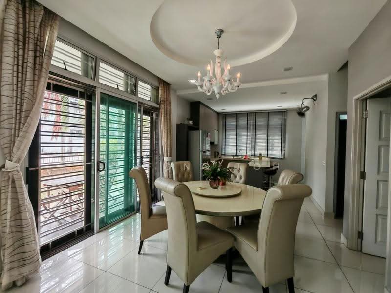 3-storey Terraced House for Sale in Taman Sutera Utama (Skudai) - Ee Fong Toh - Dining Room - PropertyGuru.com.my
