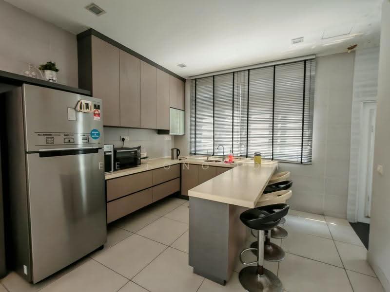 3-storey Terraced House for Sale in Taman Sutera Utama (Skudai) - Ee Fong Toh - Kitchen - PropertyGuru.com.my