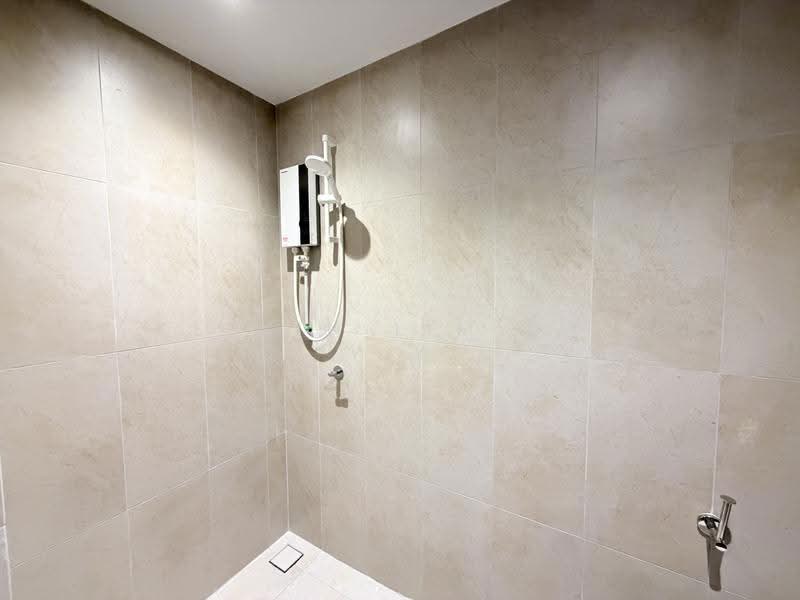 Condominium for Rent at KAIA Heights Equine - Kelvin Lim Kah Yik - Bathroom - PropertyGuru.com.my