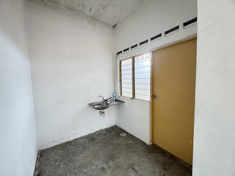 Flat for Sale at Taman Pulai Utama - Alan Ler - Interior - PropertyGuru.com.my