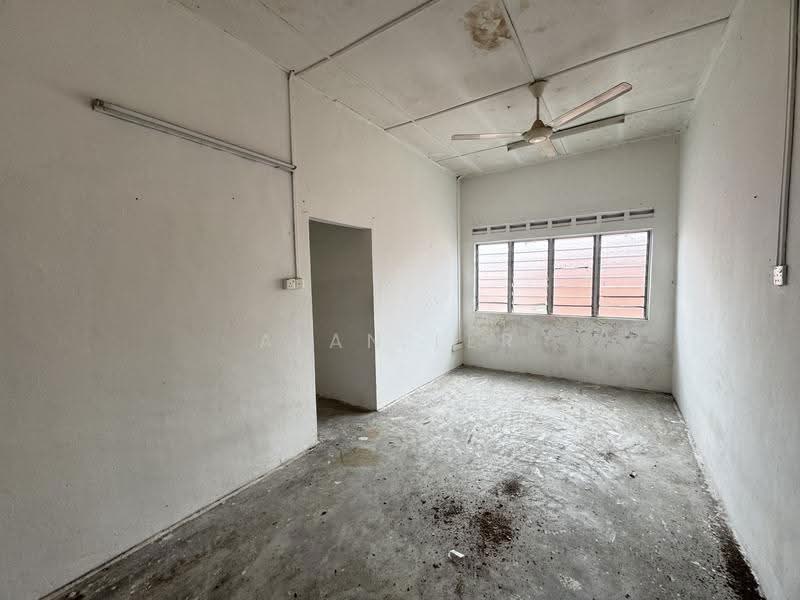 Flat for Sale at Taman Pulai Utama - Alan Ler - Interior - PropertyGuru.com.my