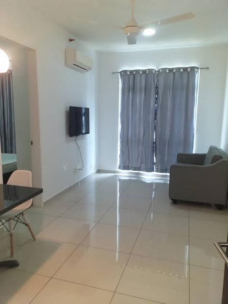 Kediaman Servis untuk Dijual di Kenwingston Square Garden - Kent Lee - Living Room - PropertyGuru.com.my