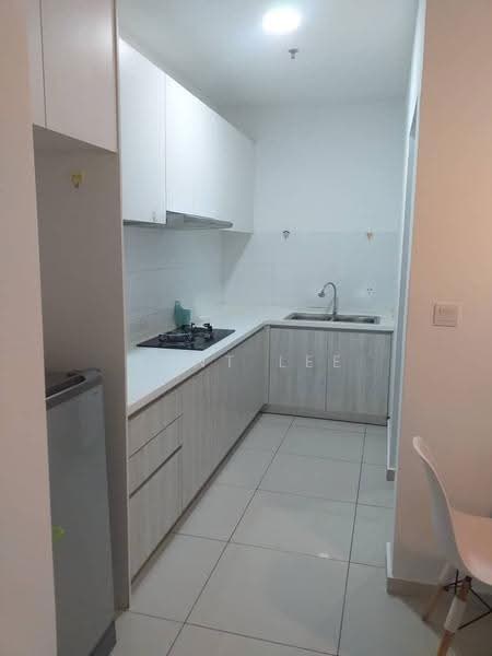 Kediaman Servis untuk Dijual di Kenwingston Square Garden - Kent Lee - Kitchen - PropertyGuru.com.my