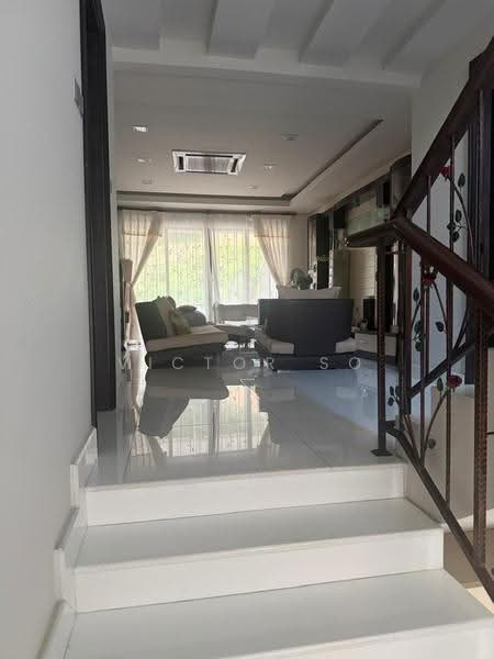 Rumah Banglo untuk Dijual di Rawang (Selangor) - Victor So - Living Room - PropertyGuru.com.my