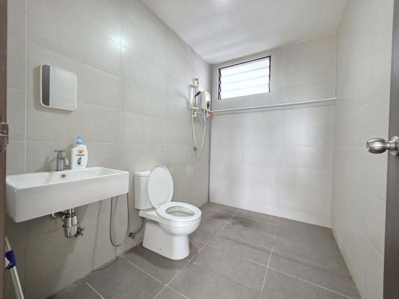 Condominium for Rent at Ken Rimba Condominium 1 - Evelyn Khoo - Bathroom - PropertyGuru.com.my
