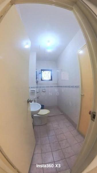 2-storey Terraced House for Sale in Bandar Kinrara Seksyen 6 (Bandar Kinrara) - Celine Kong - Bathroom - PropertyGuru.com.my