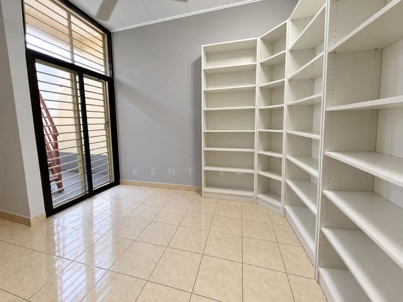 2-storey Terraced House for Sale in Bandar Kinrara Seksyen 5 (Bandar Kinrara) - Kent Lai - Interior - PropertyGuru.com.my