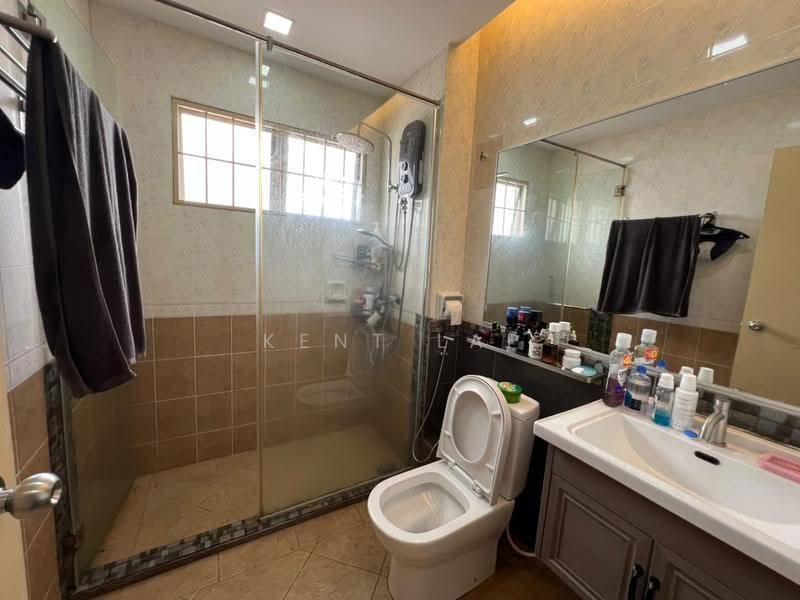 2-storey Terraced House for Sale in Bandar Kinrara Seksyen 5 (Bandar Kinrara) - Kent Lai - Bathroom - PropertyGuru.com.my