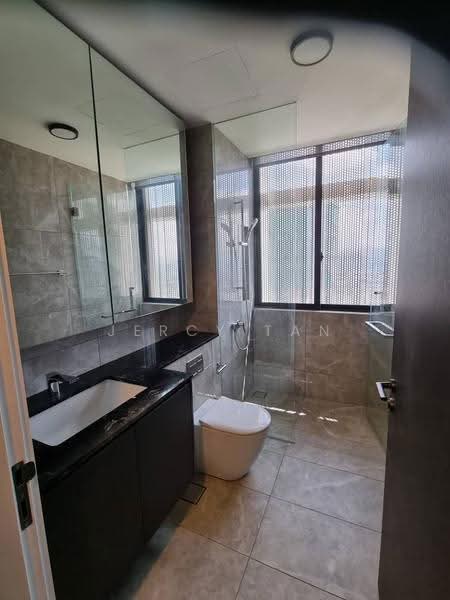 Service Residence for Sale at Park Regent @Desa Park City - Jercy Tan - Bathroom - PropertyGuru.com.my