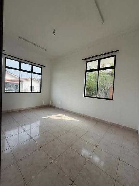 Semi-Detached House for Sale in Taman Perling (Perling) - Tina So - Interior - PropertyGuru.com.my