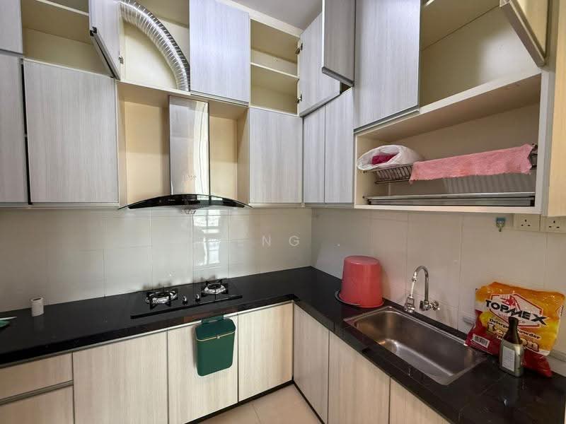 Kondominium untuk Disewa di Boulevard Condominium (BLVD) - Meng . - Kitchen - PropertyGuru.com.my