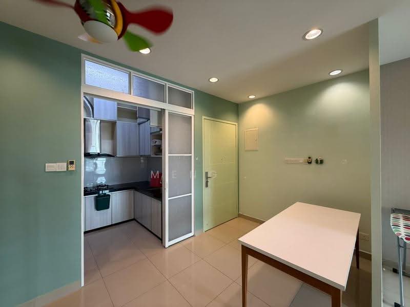 Kondominium untuk Disewa di Boulevard Condominium (BLVD) - Meng . - Kitchen - PropertyGuru.com.my