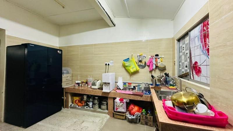 Rumah Teres 1-Tingkat untuk Disewa di Kepong (Kuala Lumpur) - Ken Chong - Kitchen - PropertyGuru.com.my