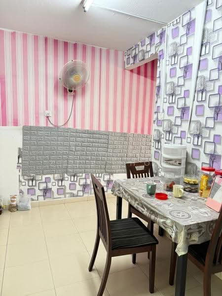 2-storey Terraced House for Sale in Taman Molek (Johor Bahru) - Zack Chow - Dining Room - PropertyGuru.com.my