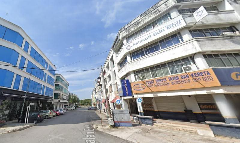 Shop for Rent in Bandar Kinrara Seksyen 5 (Bandar Kinrara) - Jeff Chan - Exterior - PropertyGuru.com.my
