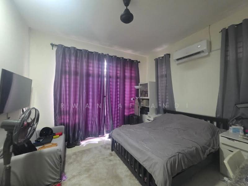 Cluster House for Sale in Bandar Saujana Putra (Tanjong Duabelas) - Irwan Affandi - Bedroom - PropertyGuru.com.my