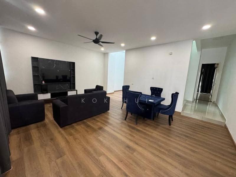 3-storey Terraced House for Sale in Setia Eco Cascadia (Tebrau) - Kok Hui - Living Room - PropertyGuru.com.my