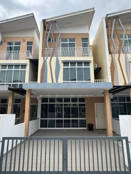 3-storey Terraced House for Sale in Setia Eco Cascadia (Tebrau) - Kok Hui - Exterior - PropertyGuru.com.my