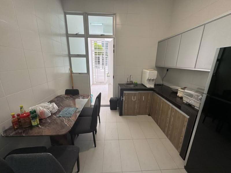 3-storey Terraced House for Sale in Setia Eco Cascadia (Tebrau) - Kok Hui - Kitchen - PropertyGuru.com.my