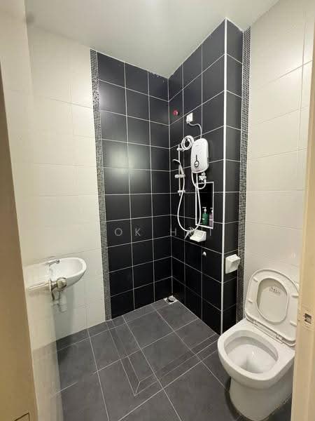 3-storey Terraced House for Sale in Setia Eco Cascadia (Tebrau) - Kok Hui - Bathroom - PropertyGuru.com.my