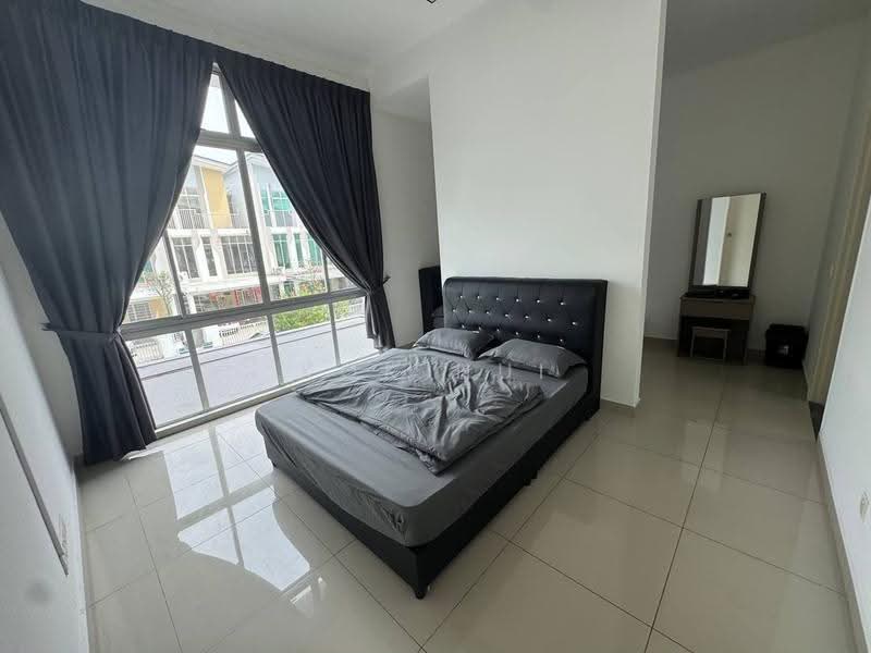3-storey Terraced House for Sale in Setia Eco Cascadia (Tebrau) - Kok Hui - Bedroom - PropertyGuru.com.my